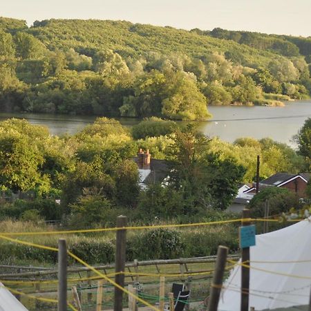 Walnut Tree Glamping Hotel Sturry Exterior foto